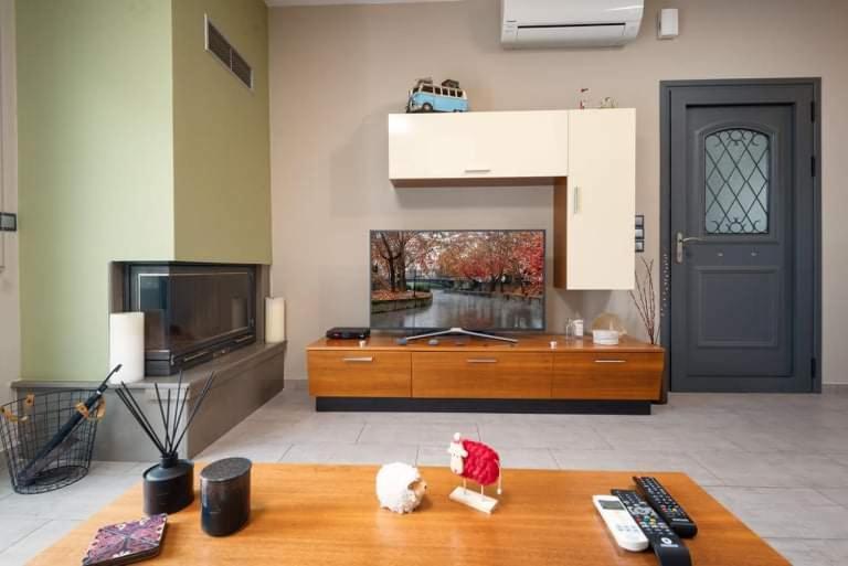 Appartement Το Σπίτι Δίπλα Από Το Ποτάμι à Tríkala Extérieur photo